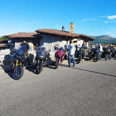 B&B Gennargentu Fonni Buitenkant foto