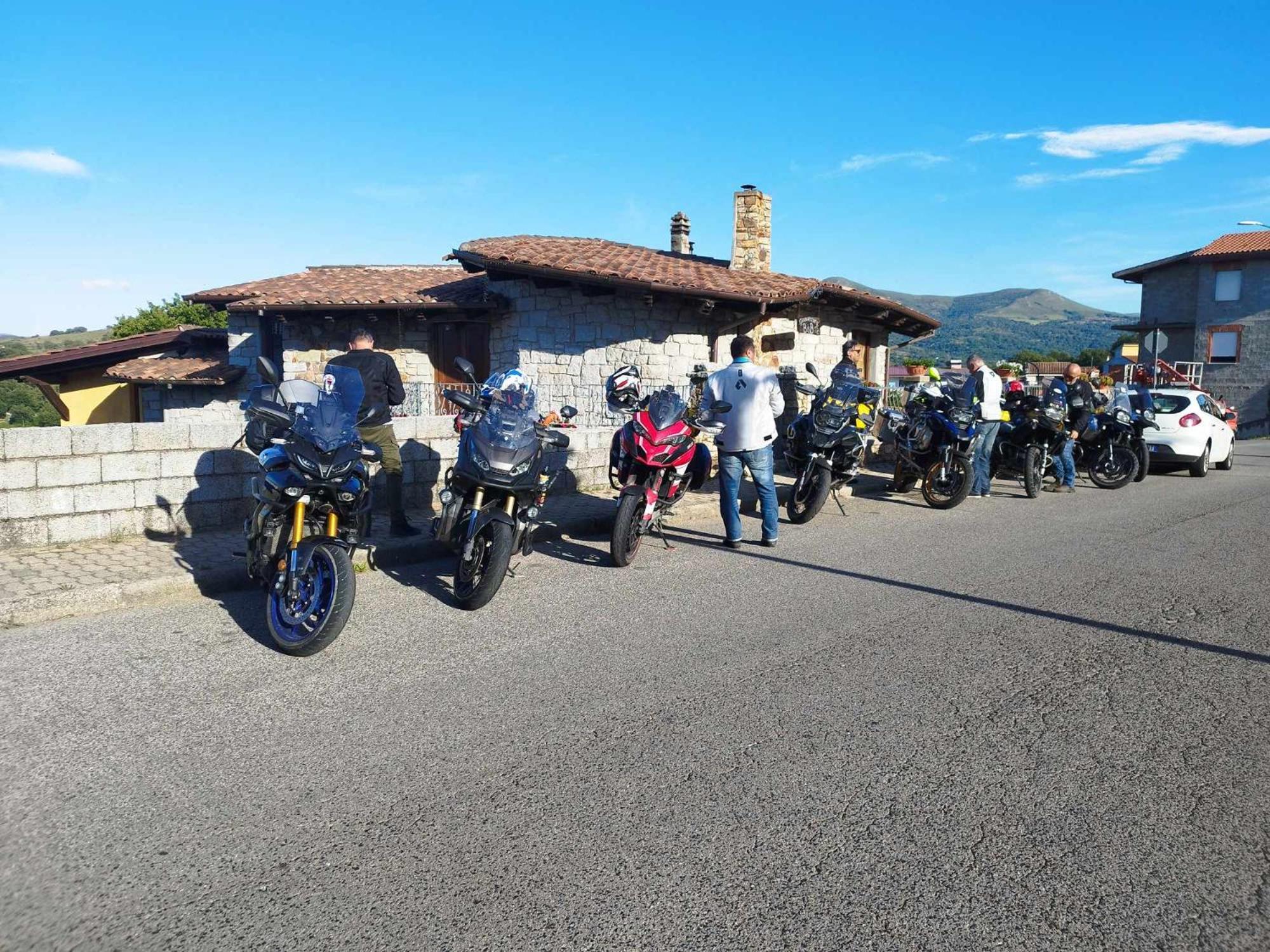 B&B Gennargentu Fonni Buitenkant foto