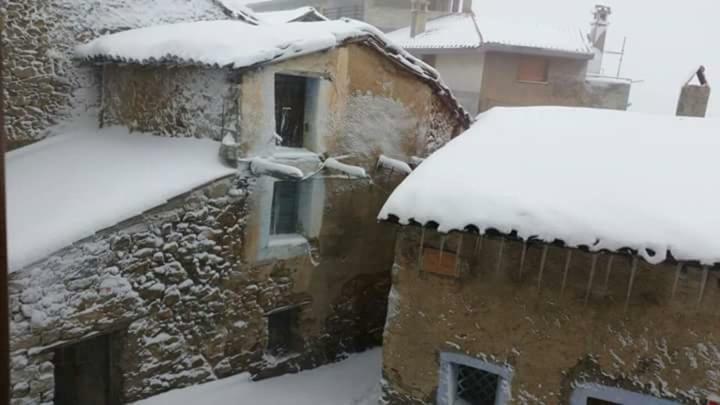 B&B Gennargentu Fonni Buitenkant foto